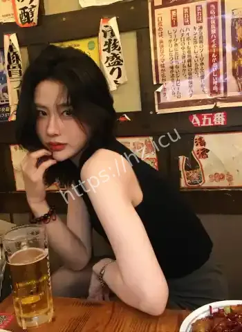 花花呀撩汉漏点